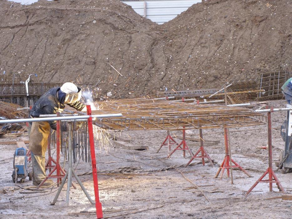 Préfabrication sur site des cages d'armatures