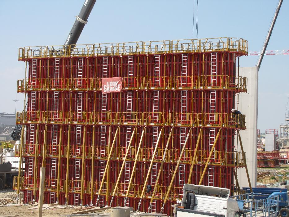 Plateforme - Coulage des deux murs