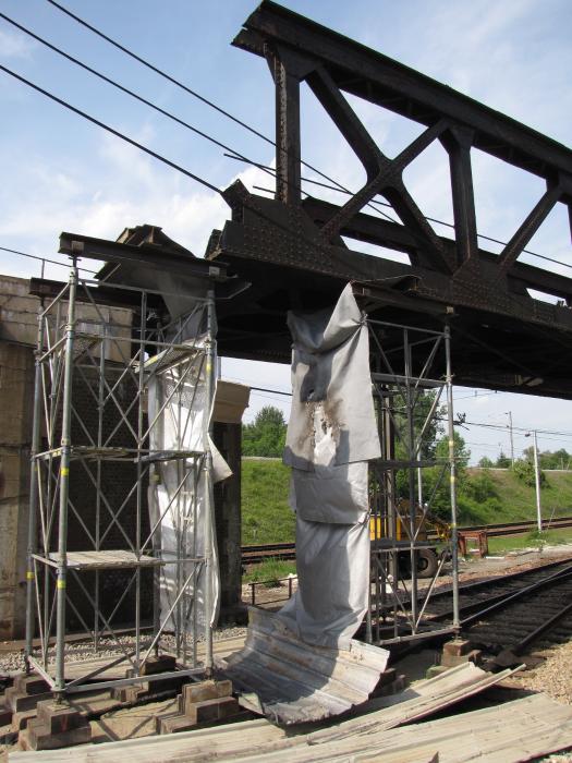 Appui provisoire du pont découpé